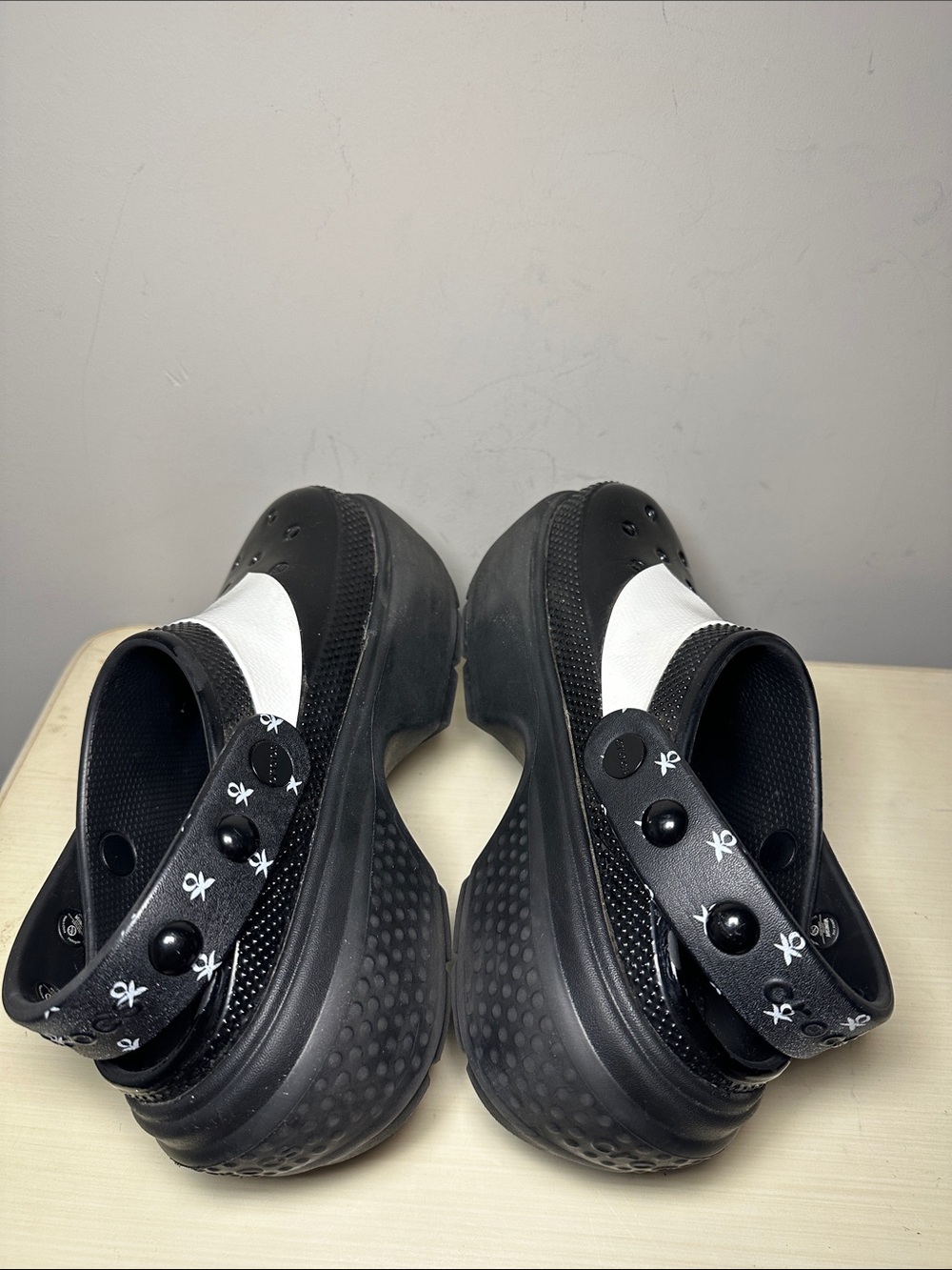 Crocs Wednesday Addams stomp platform gothic Black and White Slip-On Clogs - Picture 6 of 8